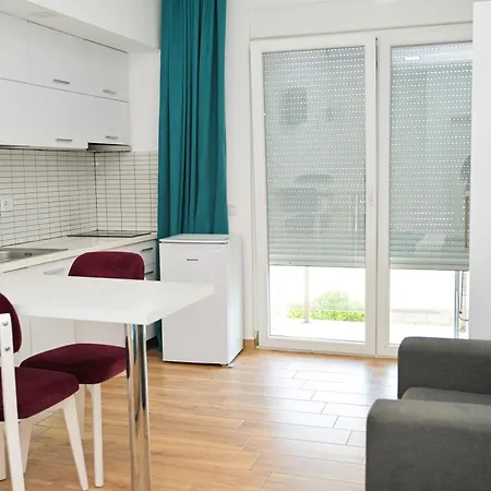 Shengjin Holiday Apartments * Shëngjin